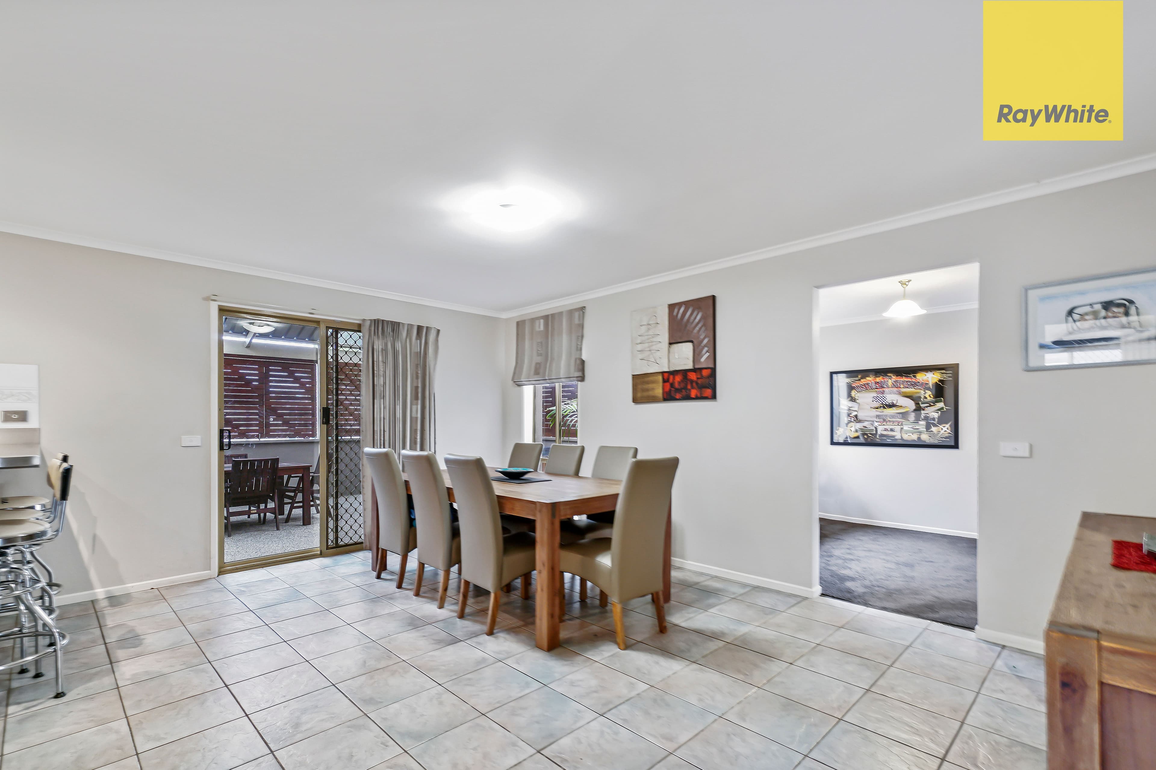 2 Fleetwood Circuit, Melton West VIC 3337, Melton West - Thumbnail 4