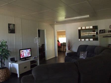 38 Fir Street, BARCALDINE QLD 4725, Barcaldine - Thumbnail 4