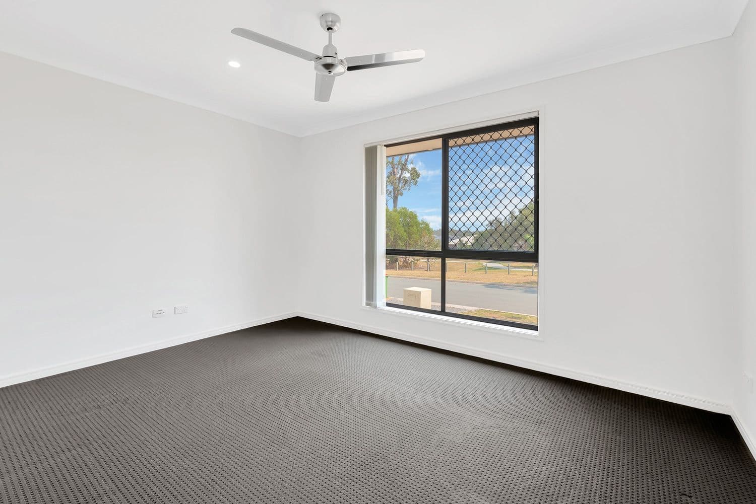 8 McAllisters Crescent, Coomera QLD 4209, Coomera - Thumbnail 7