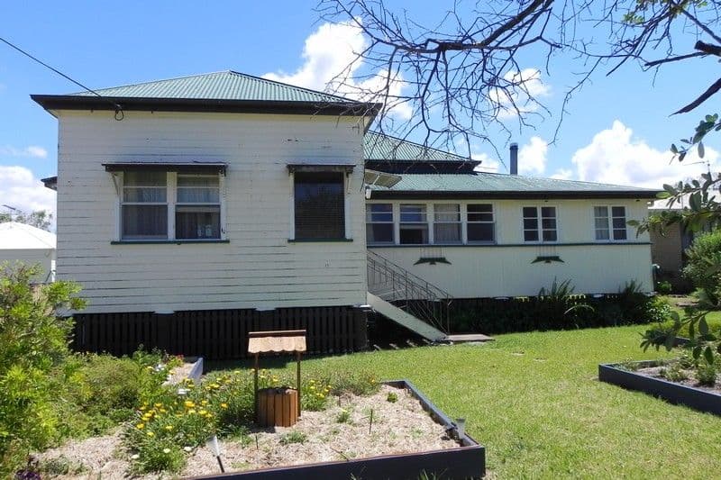 17 Young, PITTSWORTH QLD 4356, Pittsworth - Image 1