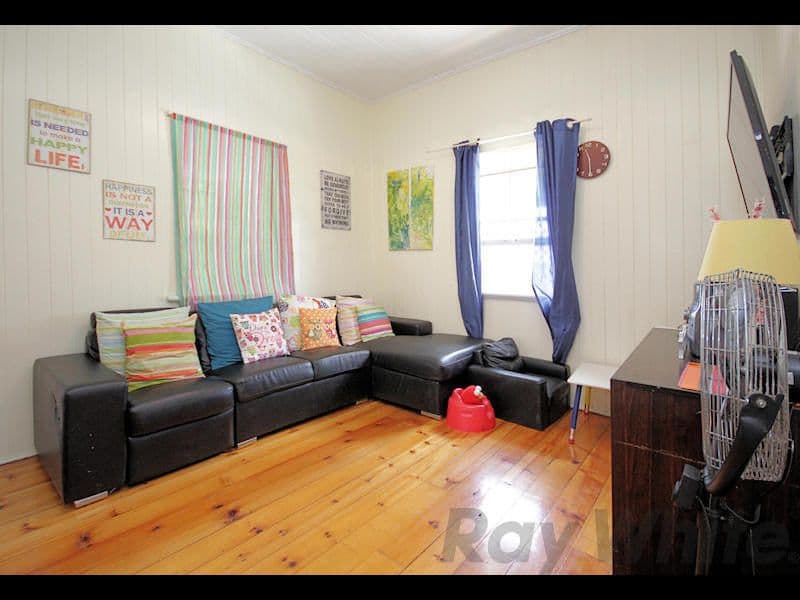 14 George Street, NEWTOWN QLD 4305, Newtown - Thumbnail 2