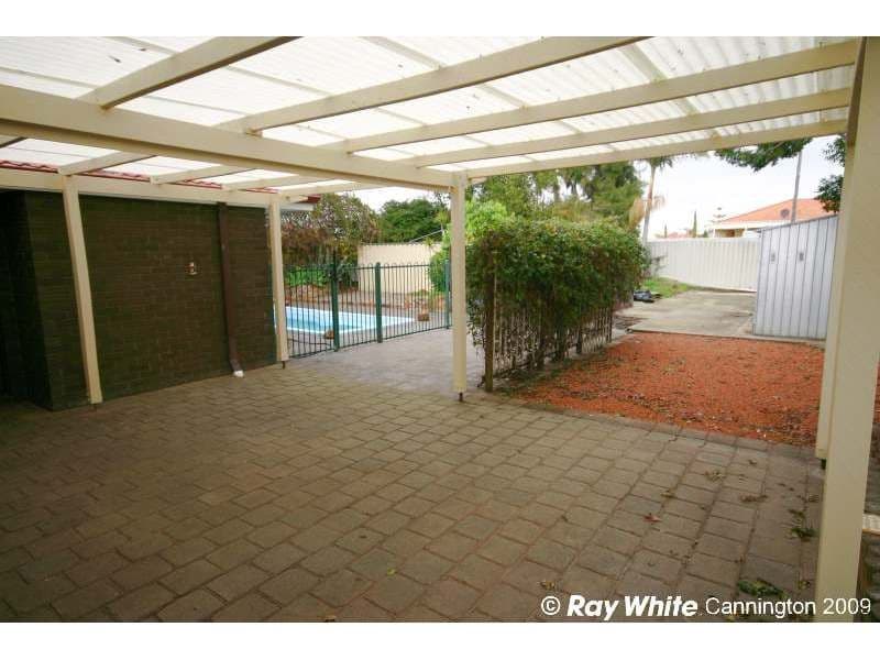 18 Boxworth Court, HUNTINGDALE WA 6110, Huntingdale - Thumbnail 4