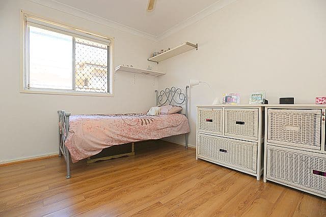 1 Whitemore Avenue, GEORGES HALL NSW 2198, Georges Hall - Thumbnail 6