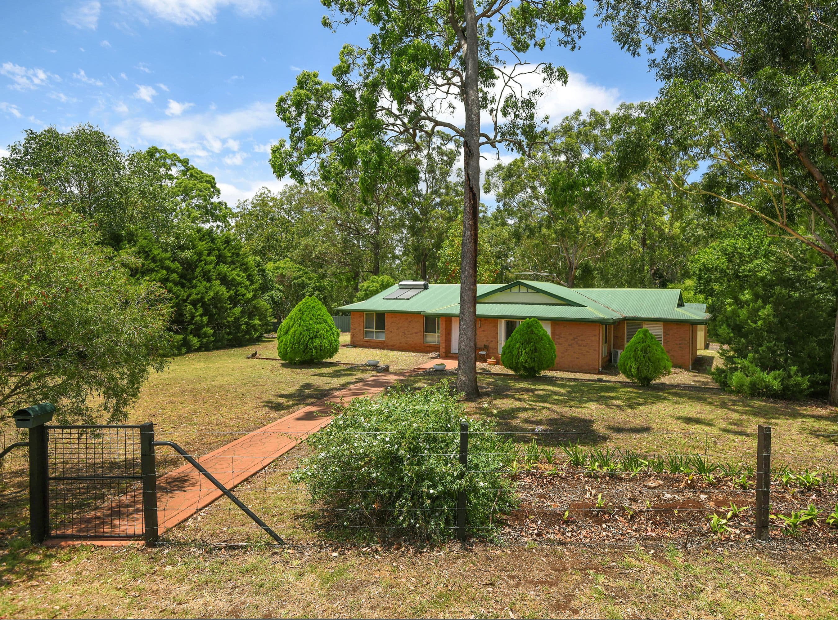 7 Maylen Court, Highfields QLD 4352, Highfields - Image 1