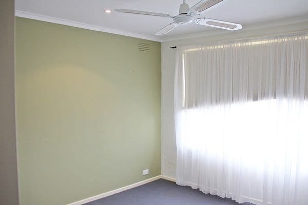 2 Camelia Close, LALOR VIC 3075, Lalor - Thumbnail 4