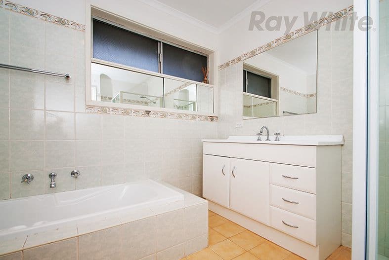 59 FARADAY Road, Croydon South VIC 3136, Croydon South - Thumbnail 5