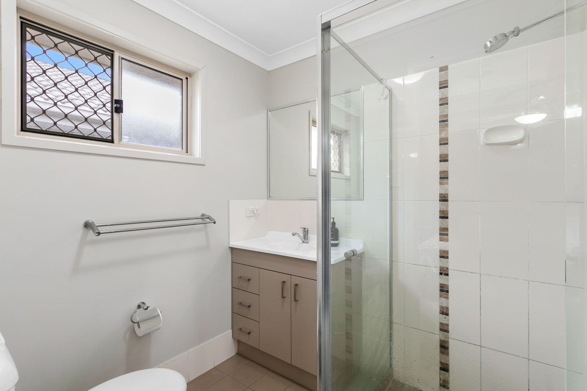 34 Waterlilly Court, Rothwell QLD 4022, Rothwell - Thumbnail 4