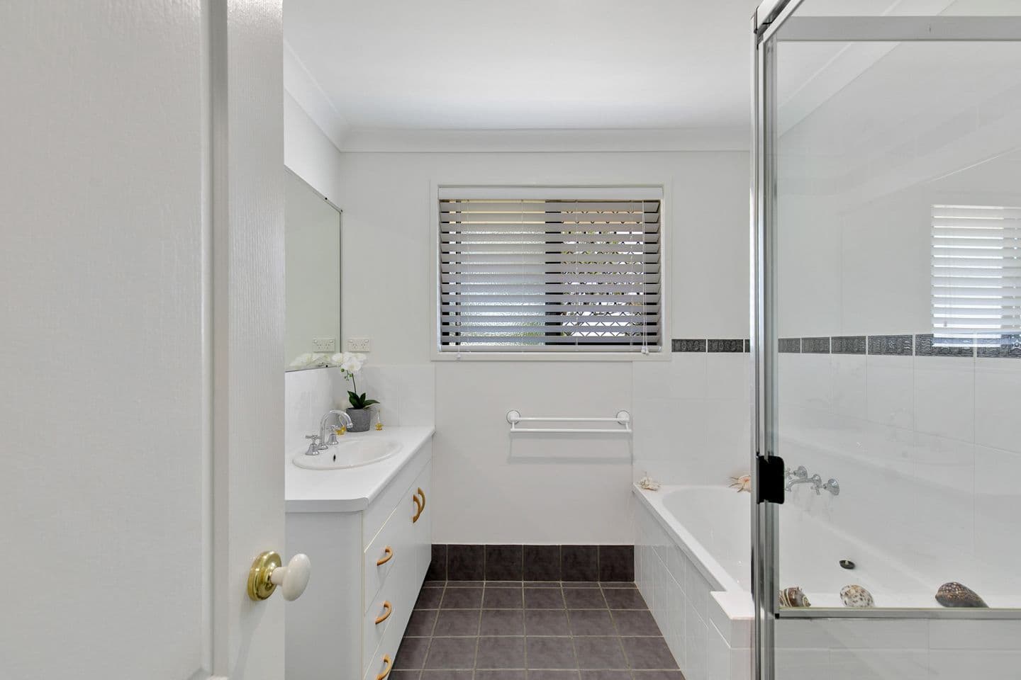 38 Victor Drive, Kawungan QLD 4655, Kawungan - Thumbnail 8