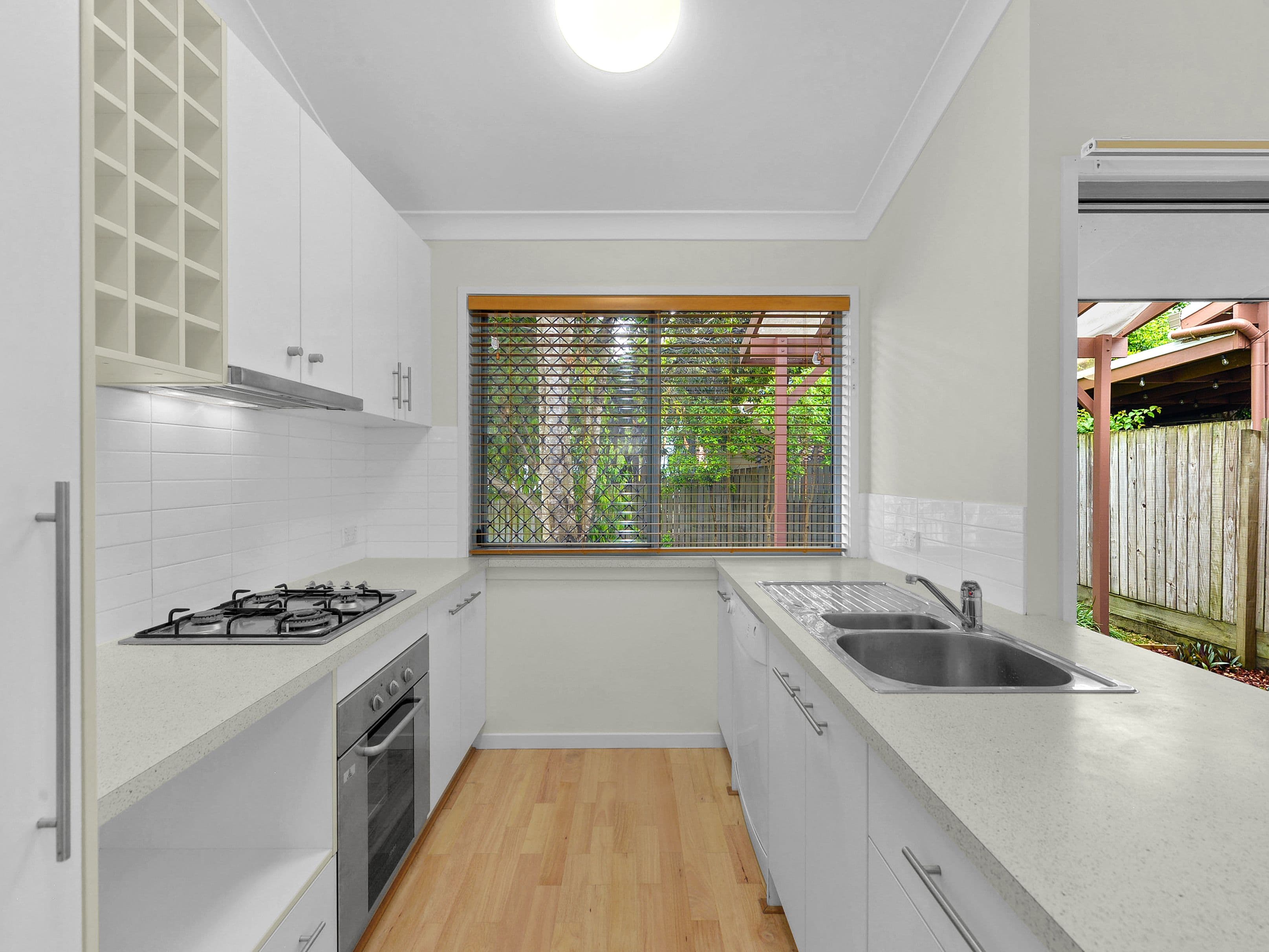 8 Lackeen Street, Everton Park QLD 4053, Everton Park - Thumbnail 3