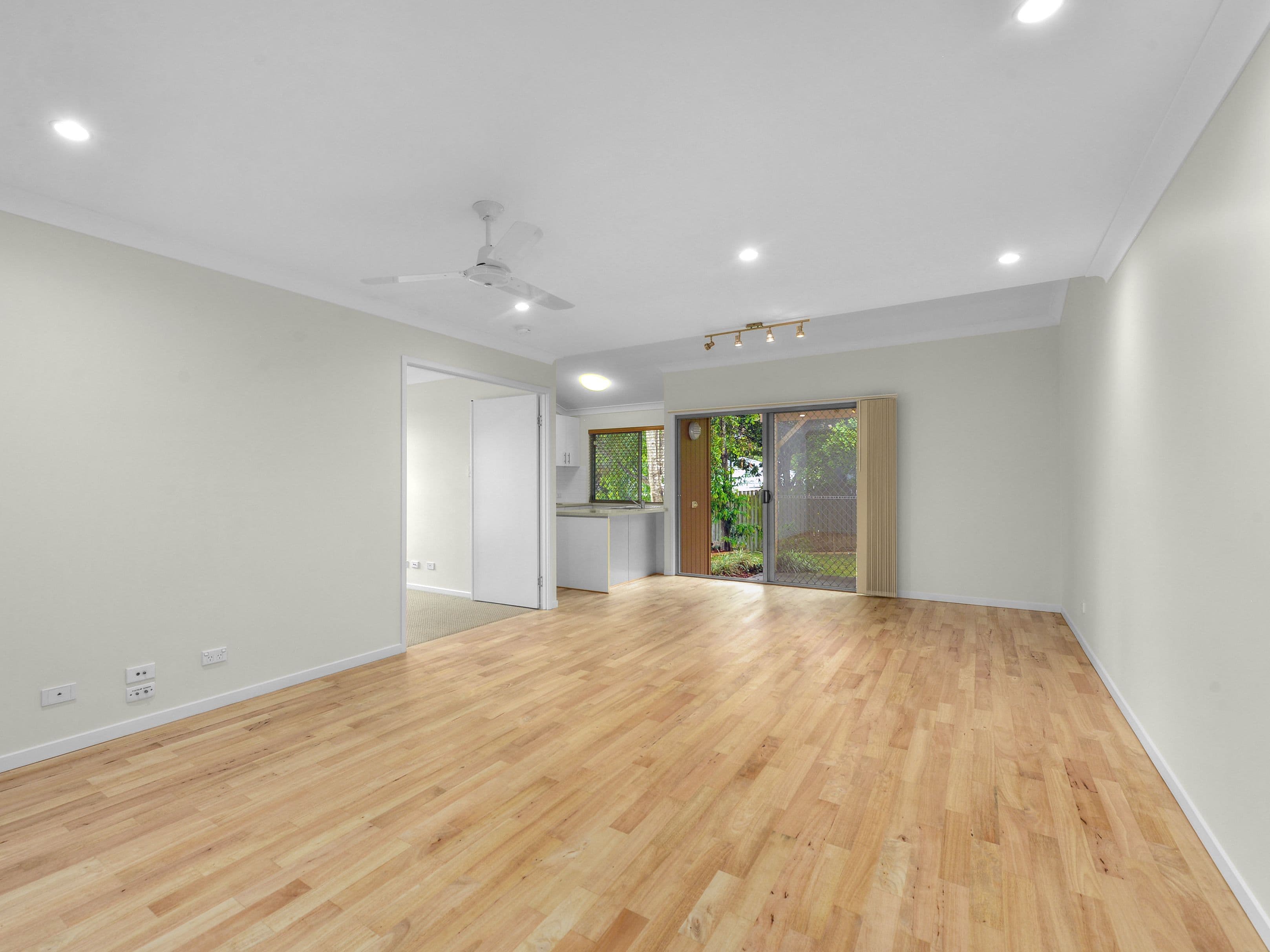8 Lackeen Street, Everton Park QLD 4053, Everton Park - Thumbnail 8