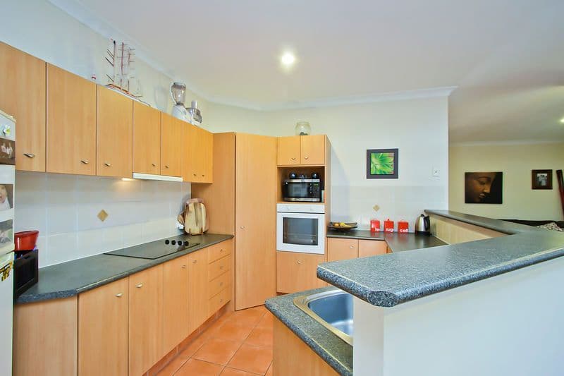 15 Palma Crescent, VARSITY LAKES QLD 4227, Varsity Lakes - Thumbnail 2