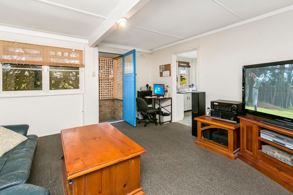 33 Smith Avenue, Allambie Heights NSW 2100, Allambie Heights - Thumbnail 5