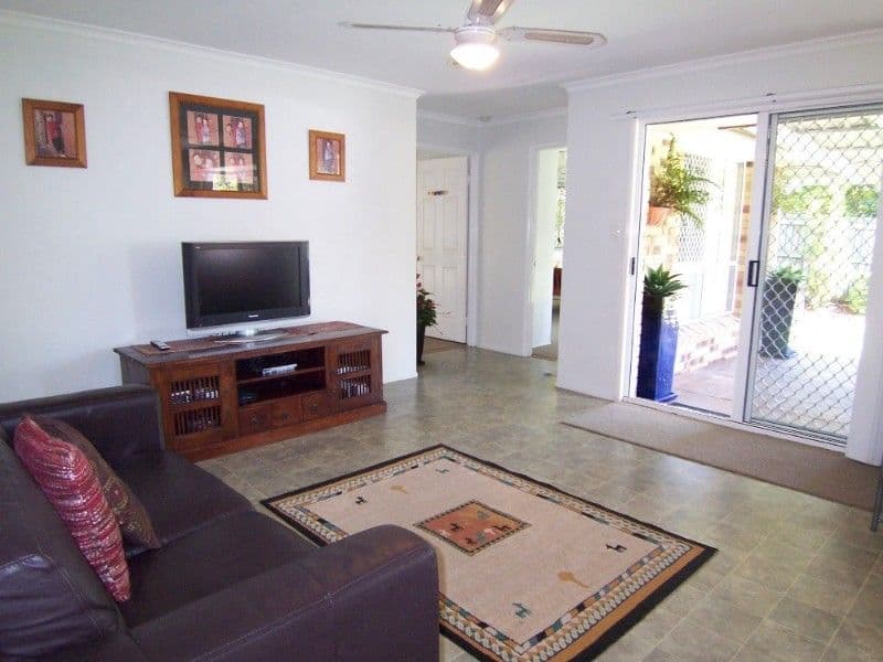 10 Rosella Court, WISHART QLD 4122, Wishart - Thumbnail 4