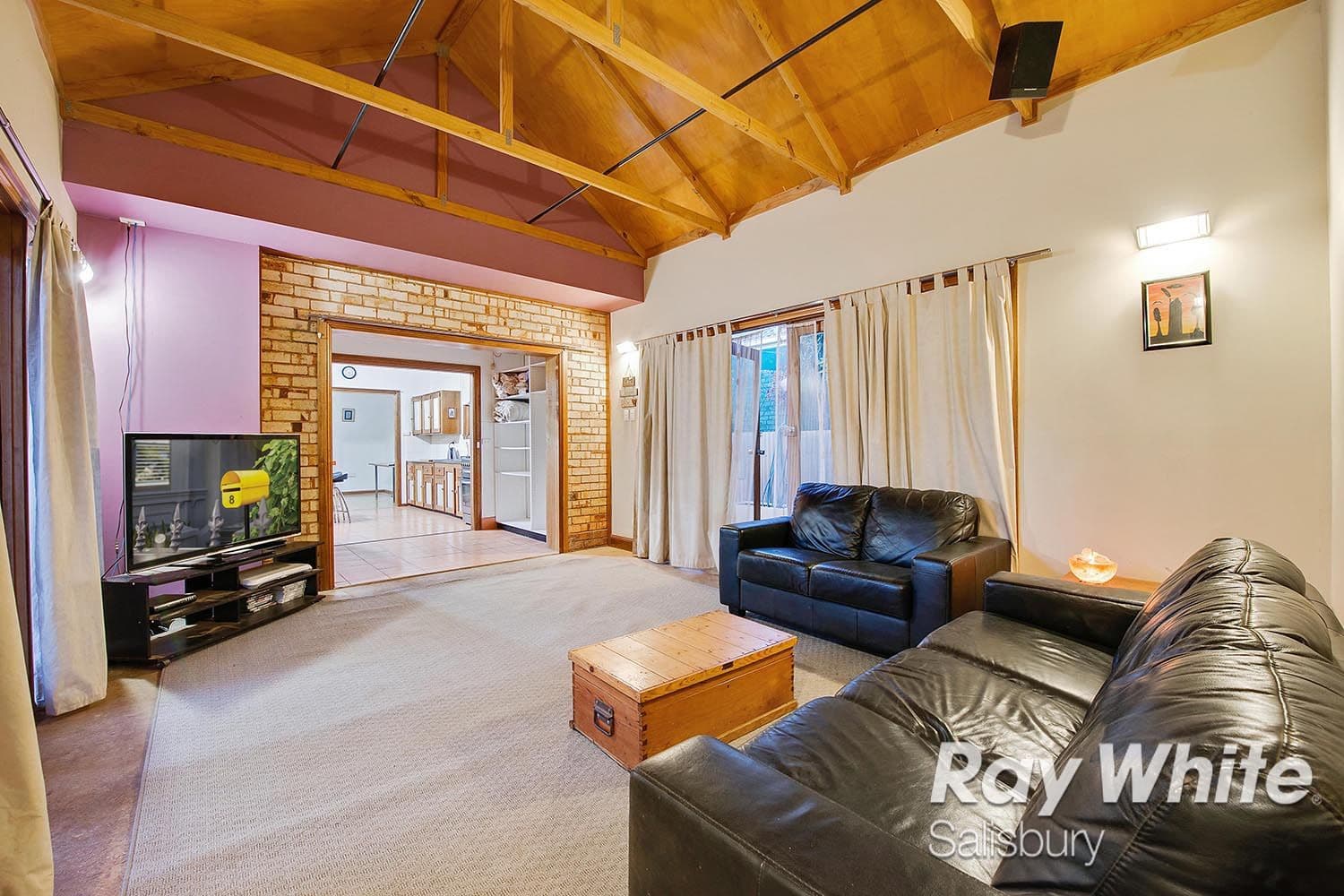 4 Durdin Road, Elizabeth Vale SA 5112, Elizabeth Vale - Thumbnail 2