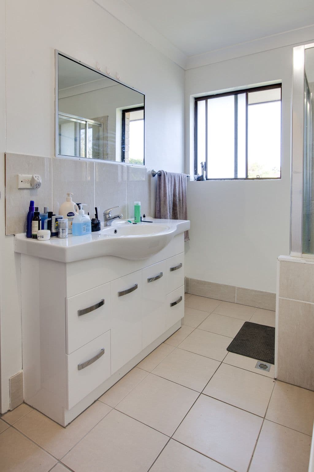42 Macaulay Street, Coorparoo QLD 4151, Coorparoo - Thumbnail 4