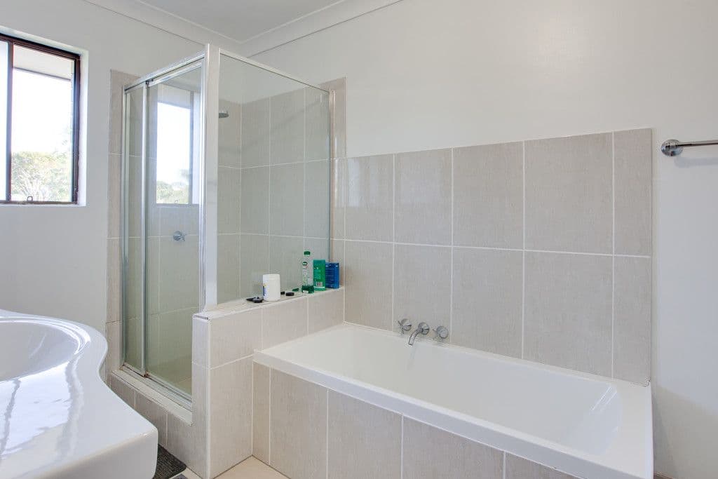 42 Macaulay Street, Coorparoo QLD 4151, Coorparoo - Thumbnail 7
