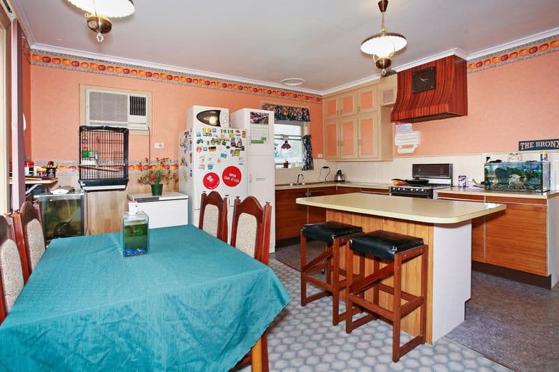 34 Fidge Crescent, BREAKWATER VIC 3219, Breakwater - Thumbnail 2