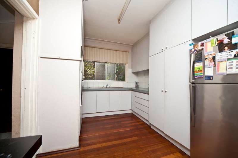 167 Gabriel Street, CLOVERDALE WA 6105, Cloverdale - Thumbnail 4