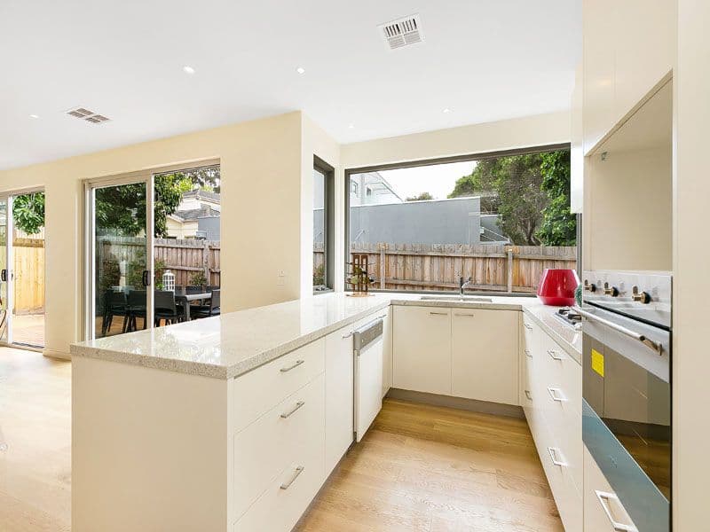 37b Cromer Road, BEAUMARIS VIC 3193, Beaumaris - Thumbnail 4