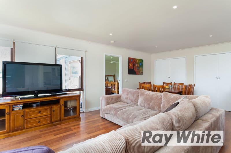 11 Pettit Street, CRIB POINT VIC 3919, Crib Point - Thumbnail 7