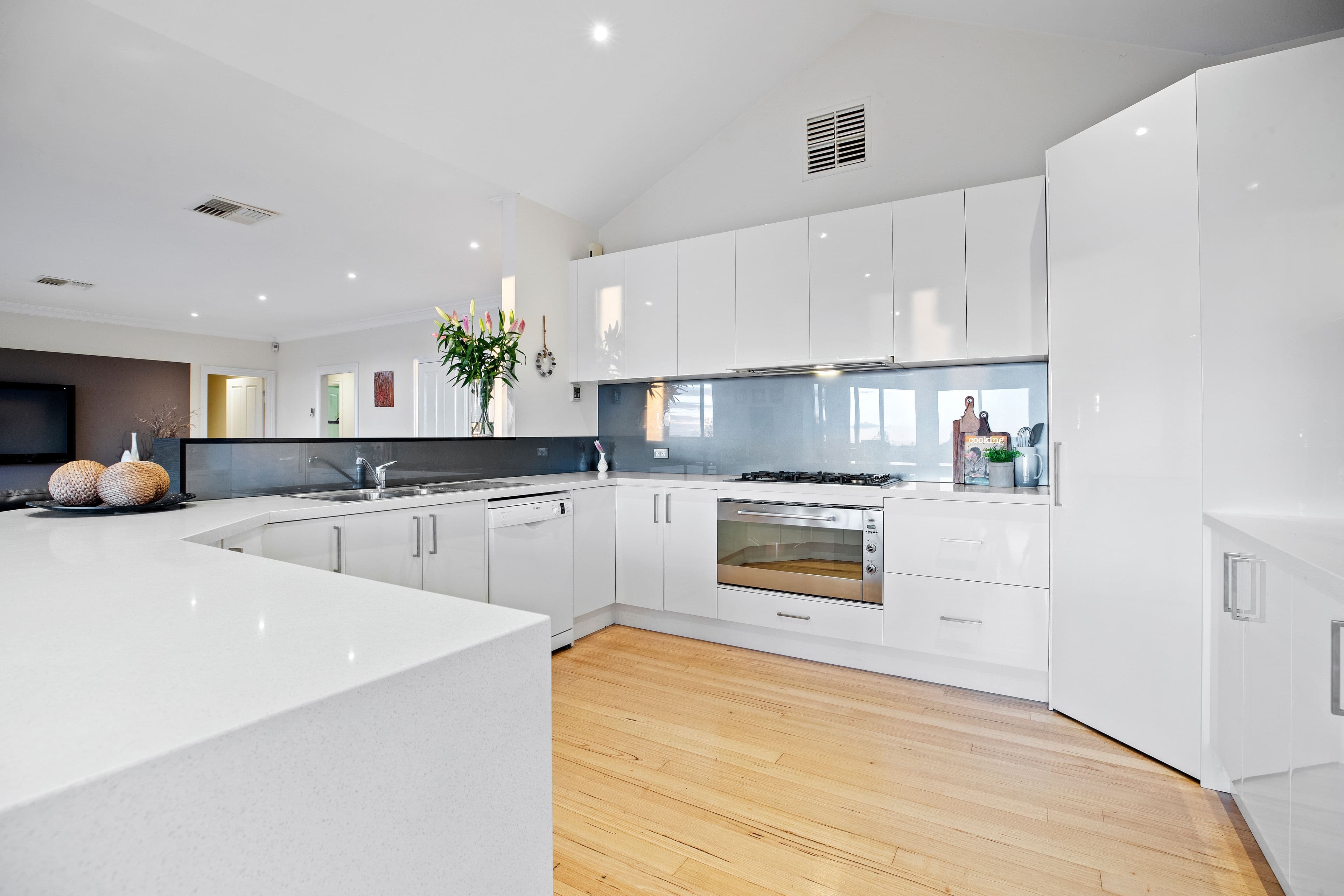 15 Ridgeview Terrace, Lysterfield VIC 3156, Lysterfield - Thumbnail 6