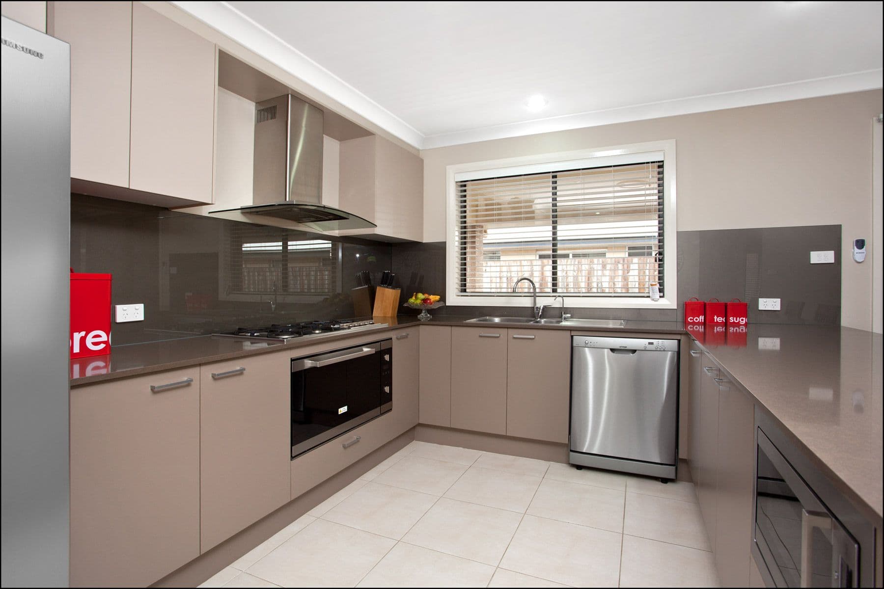 16 Camellia Street, PITT TOWN NSW 2756, Pitt Town - Thumbnail 2