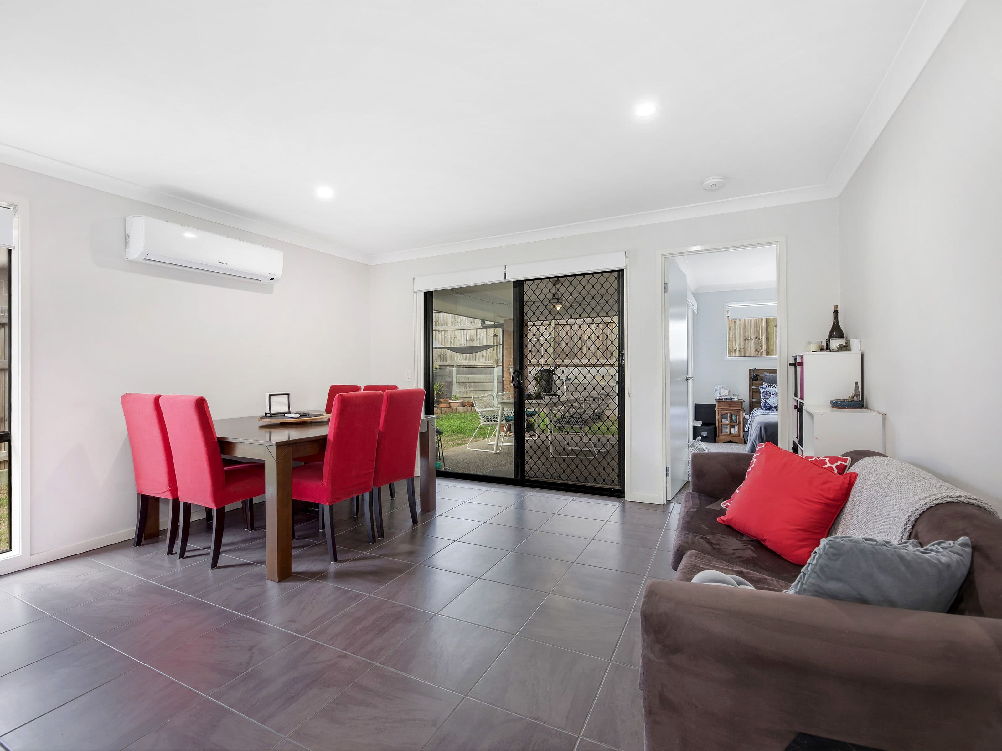 24 Coolah Street, South Ripley QLD 4306, South Ripley - Thumbnail 5