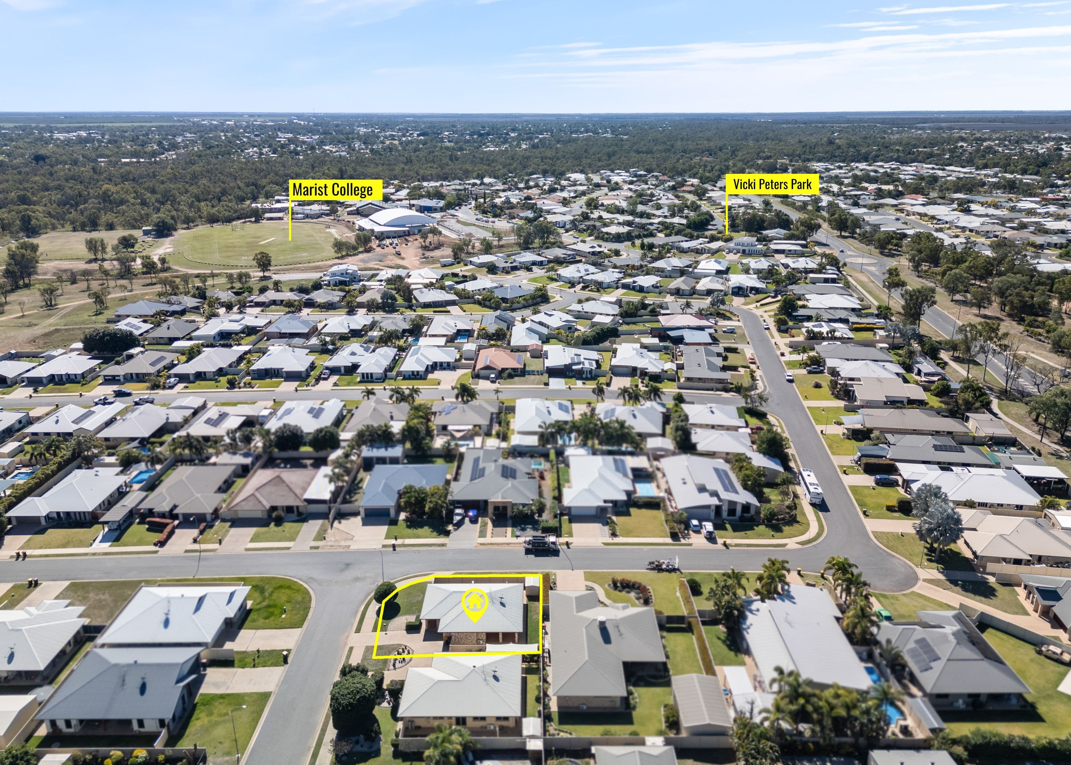16 Coldstream Street, Emerald QLD 4720, Emerald - Thumbnail 3