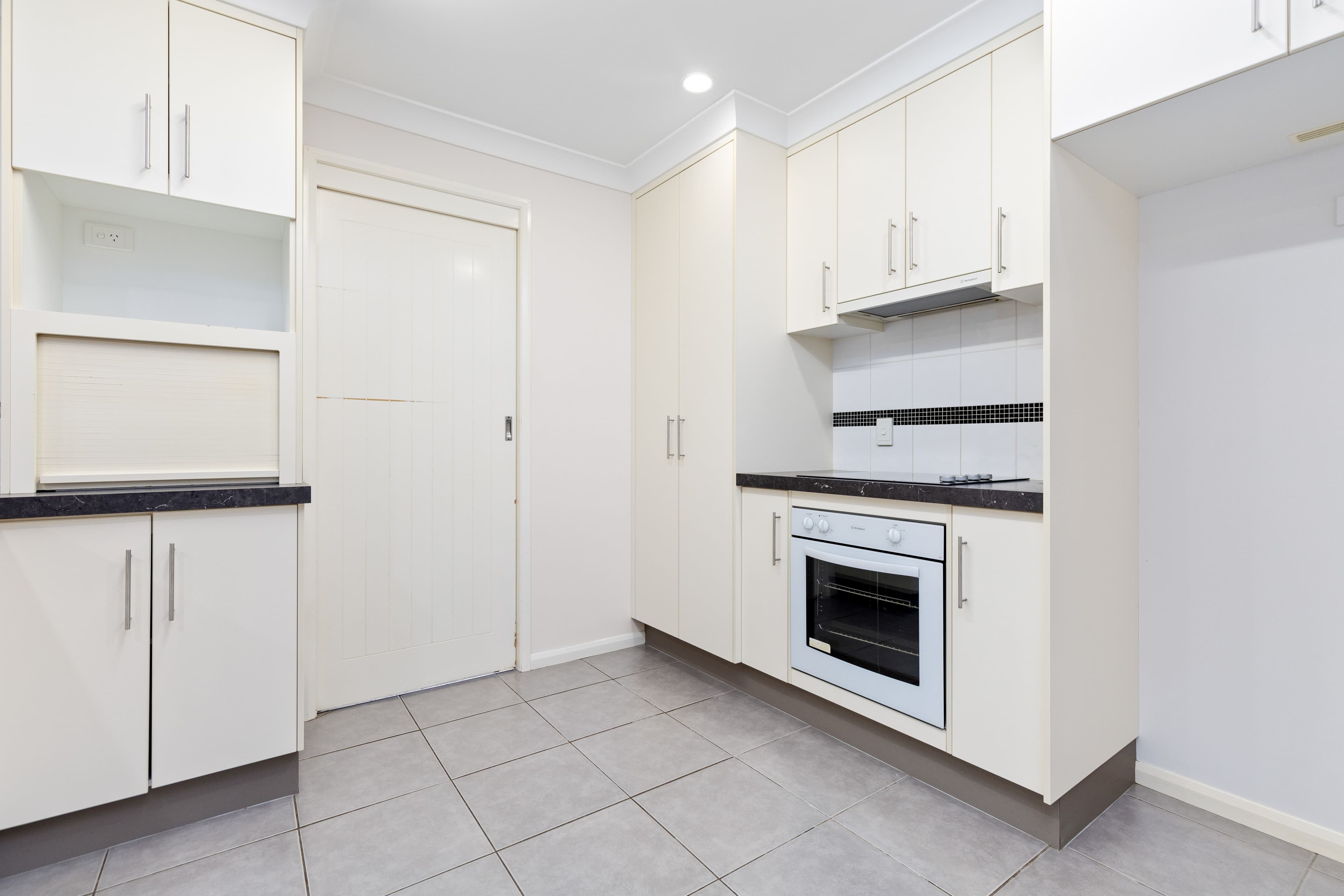 16 Coldstream Street, Emerald QLD 4720, Emerald - Thumbnail 6