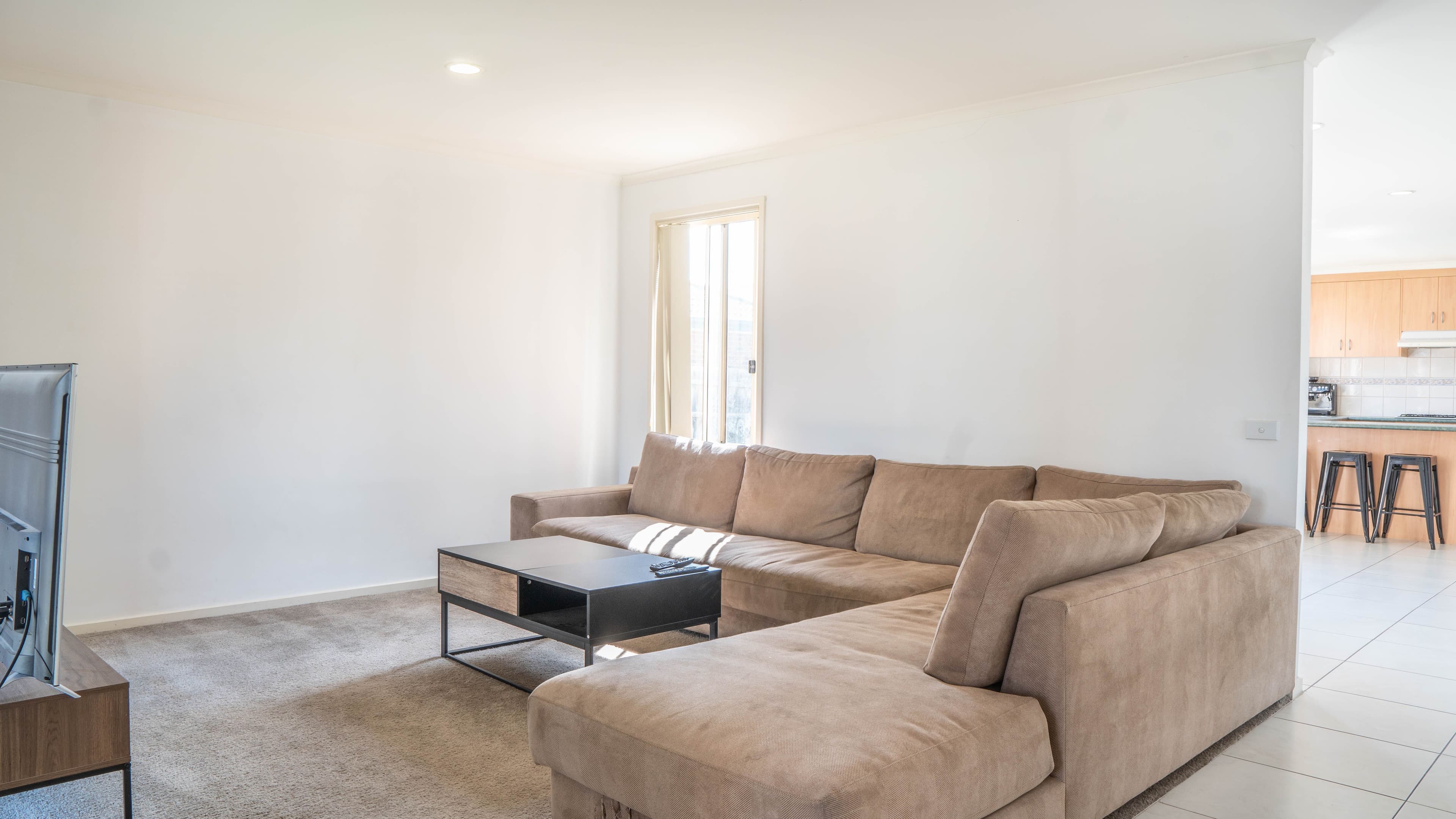 12 Jasa Crescent, Cranbourne West VIC 3977, Cranbourne West - Thumbnail 3