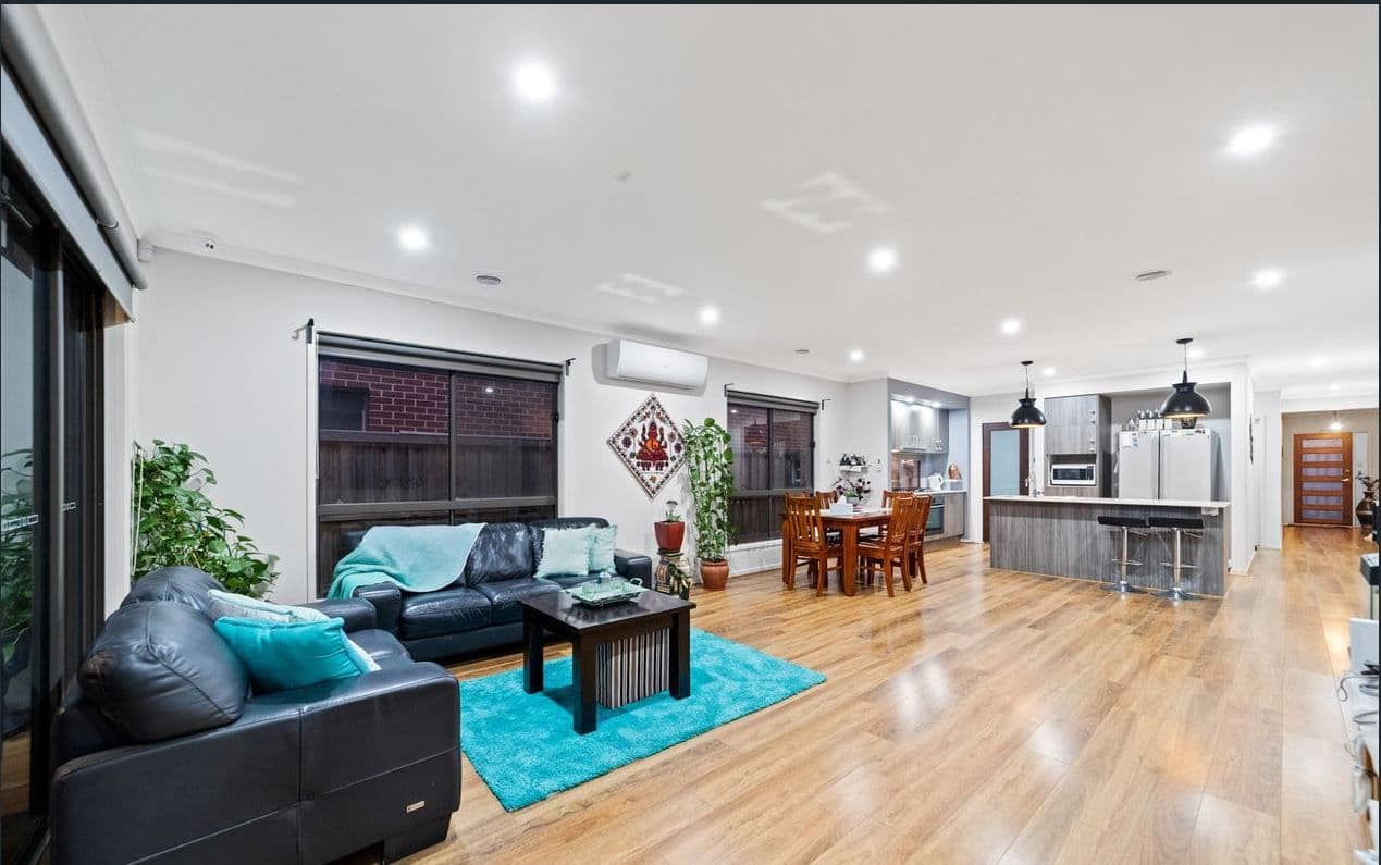 6 Merivale Drive, Truganina VIC 3029, Truganina - Thumbnail 3