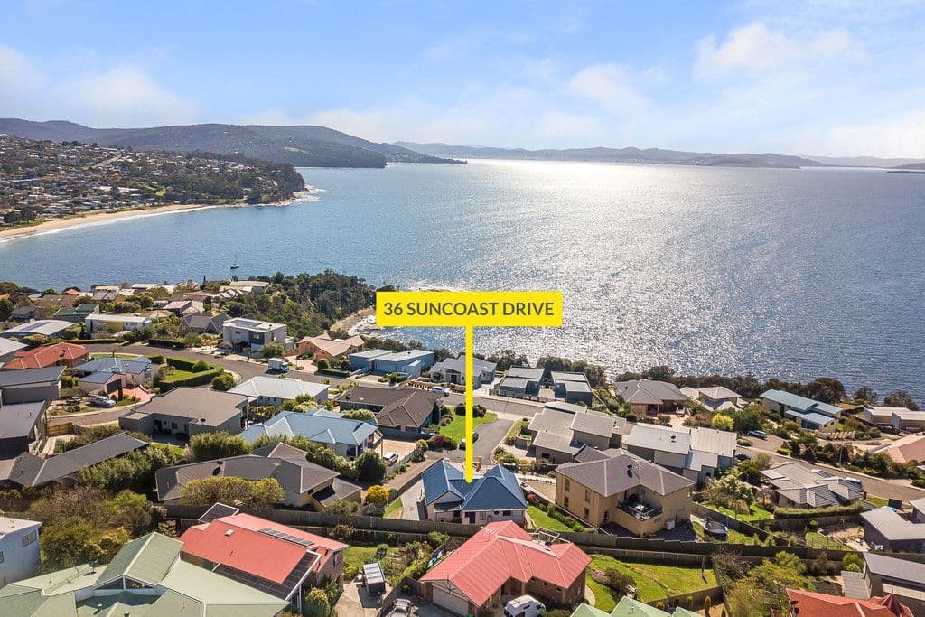 36 Suncoast Drive, Blackmans Bay TAS 7052, Blackmans Bay - Thumbnail 2