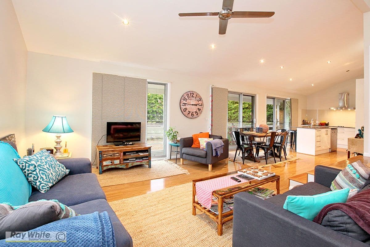 47 Lakeview Crescent, Forster - Thumbnail 3