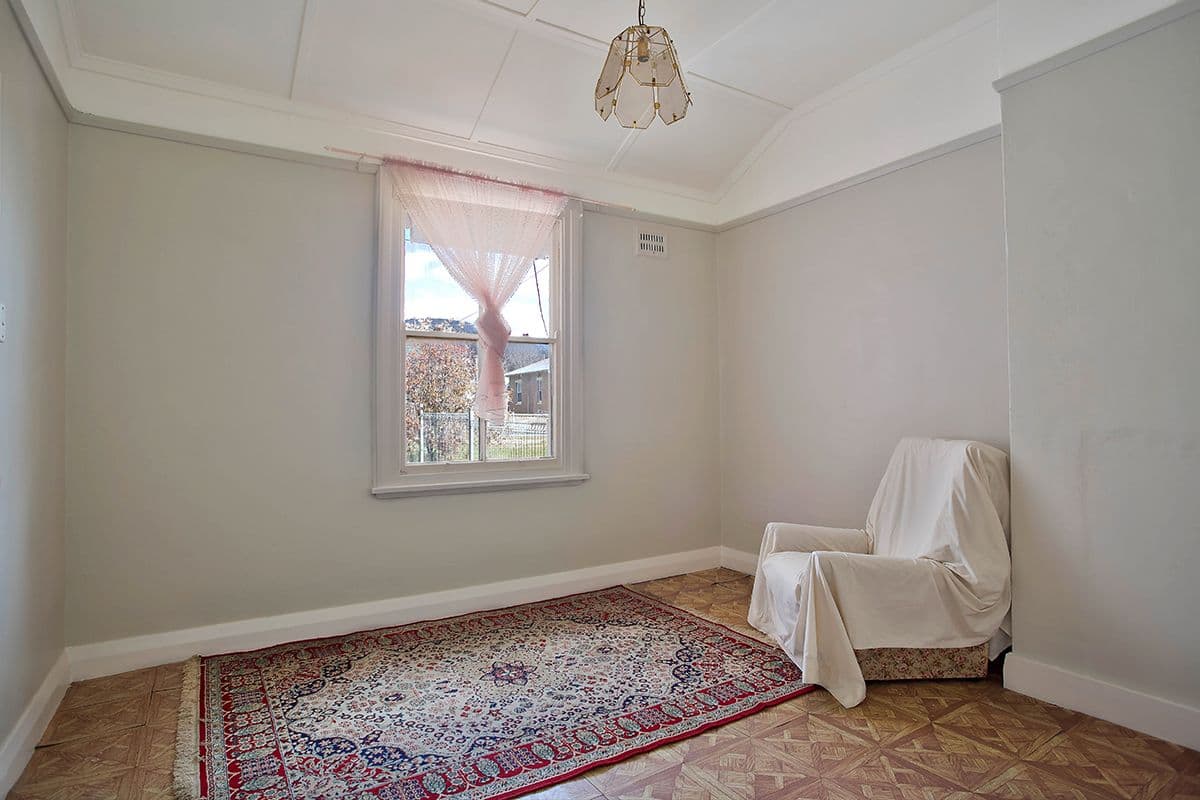 11 Lone Pine Avenue, Lithgow NSW 2790, Lithgow - Thumbnail 4
