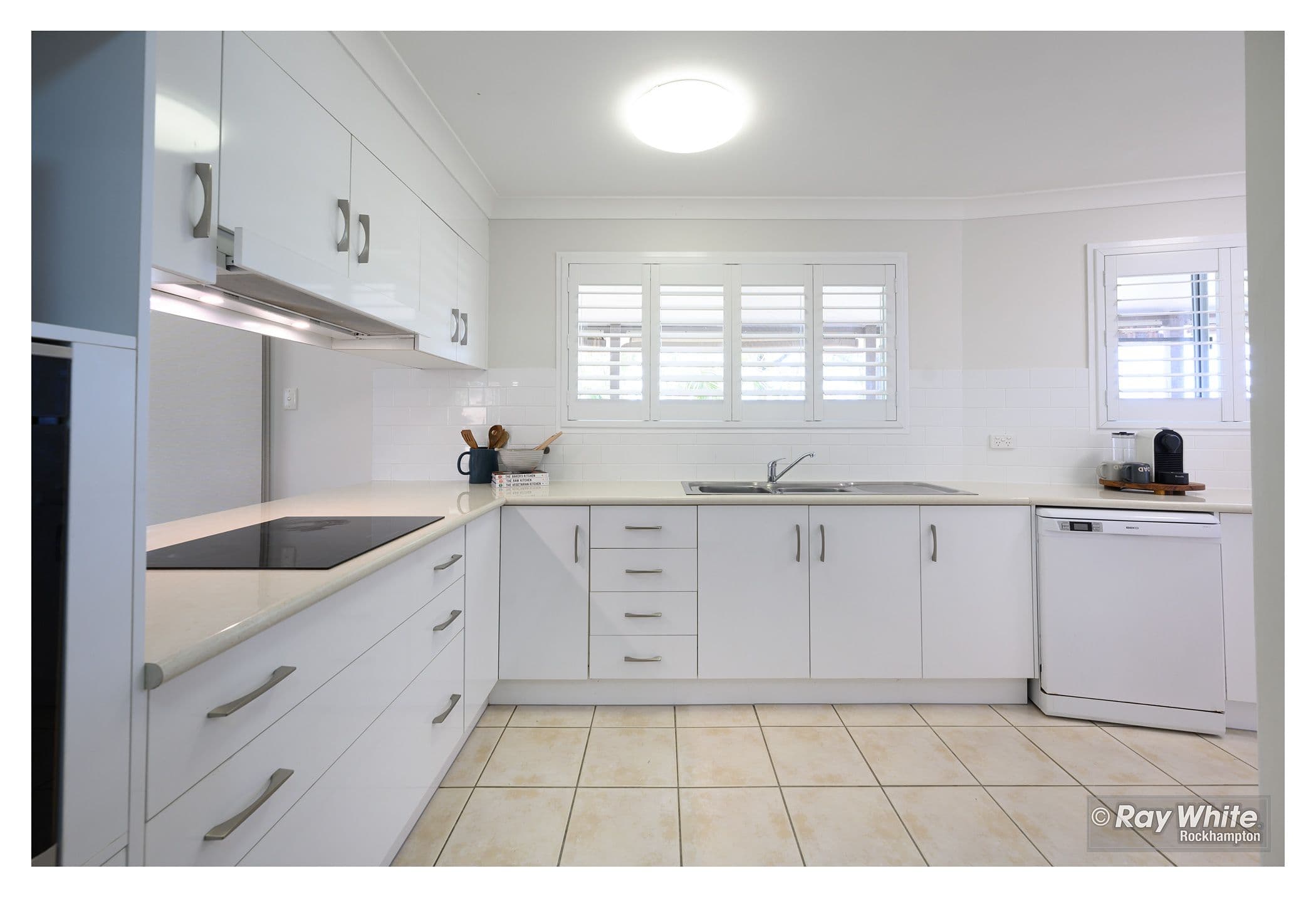 394 Feez Street, Norman Gardens QLD 4701, Norman Gardens - Thumbnail 2