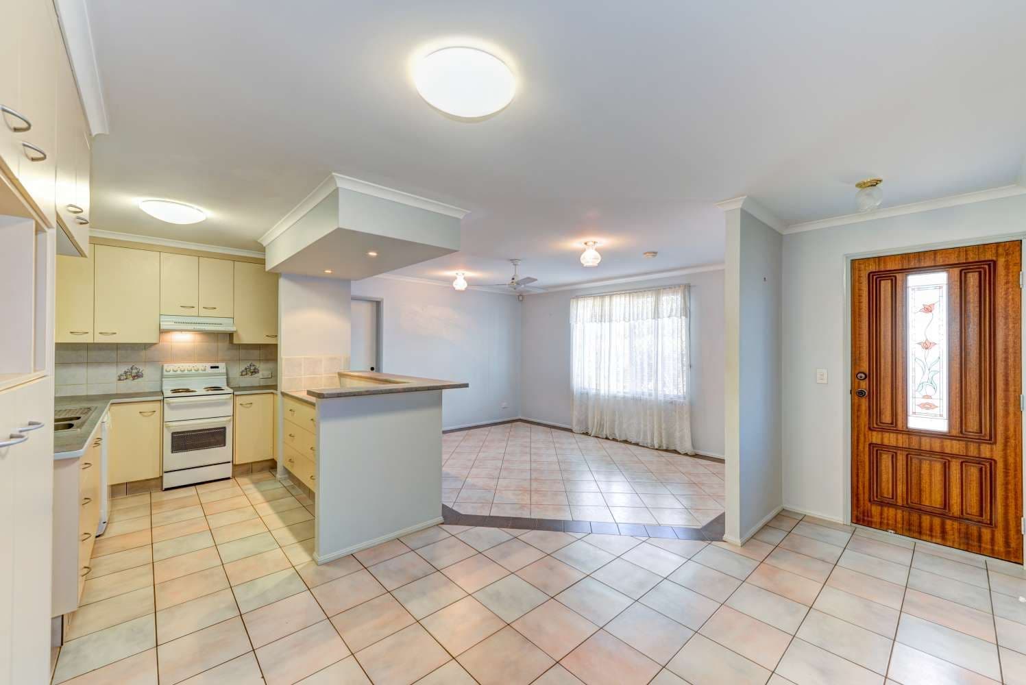 3 Metcalfe Court, KALKIE QLD 4670, Kalkie - Thumbnail 5