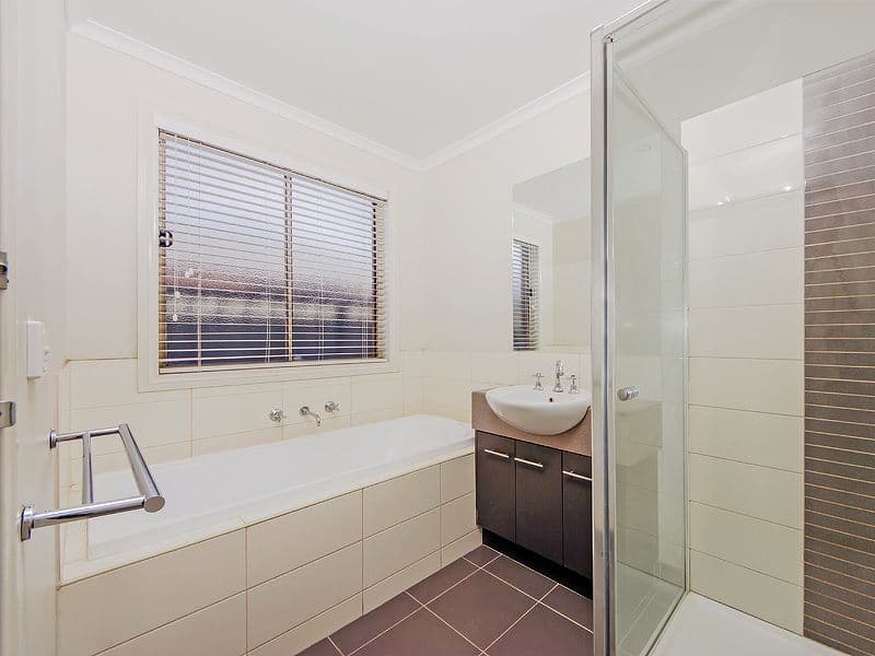 39 Pankhurst Prm, POINT COOK VIC 3030, Point Cook - Thumbnail 7