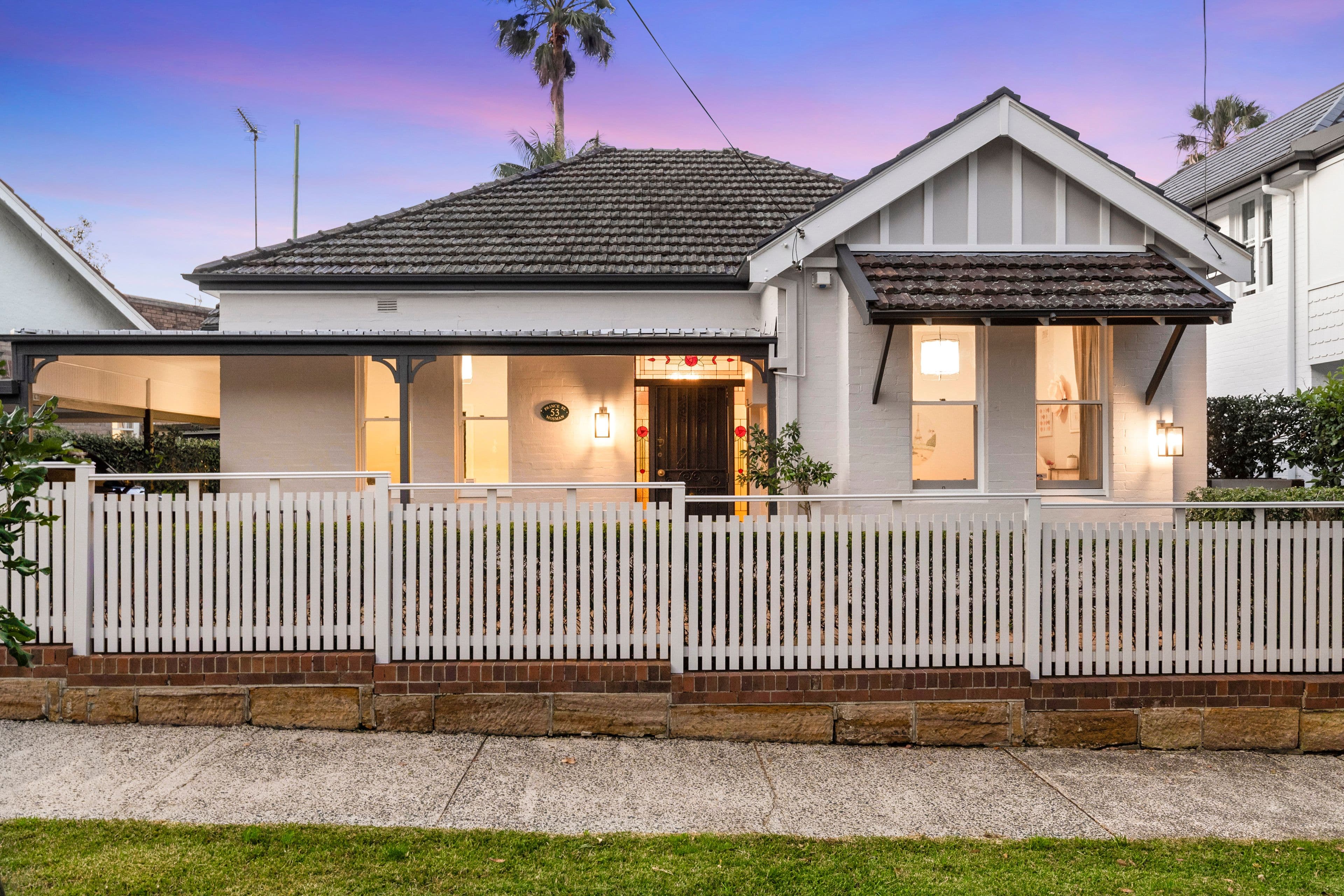 195 Monahans Road, Cranbourne - Image 1