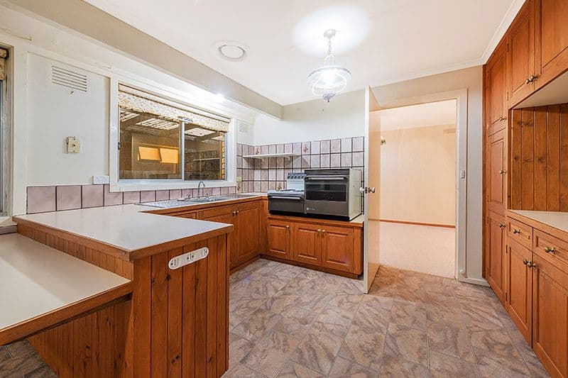 1 Rimfire Crescent, Cranbourne VIC 3977, Cranbourne - Thumbnail 4