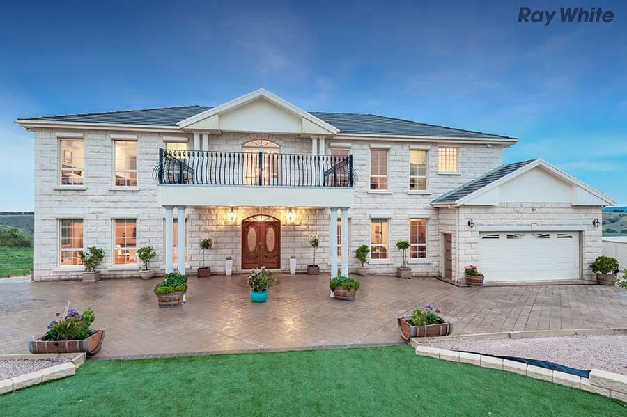 45 McNabs Road, Keilor VIC 3036, Keilor - Thumbnail 2
