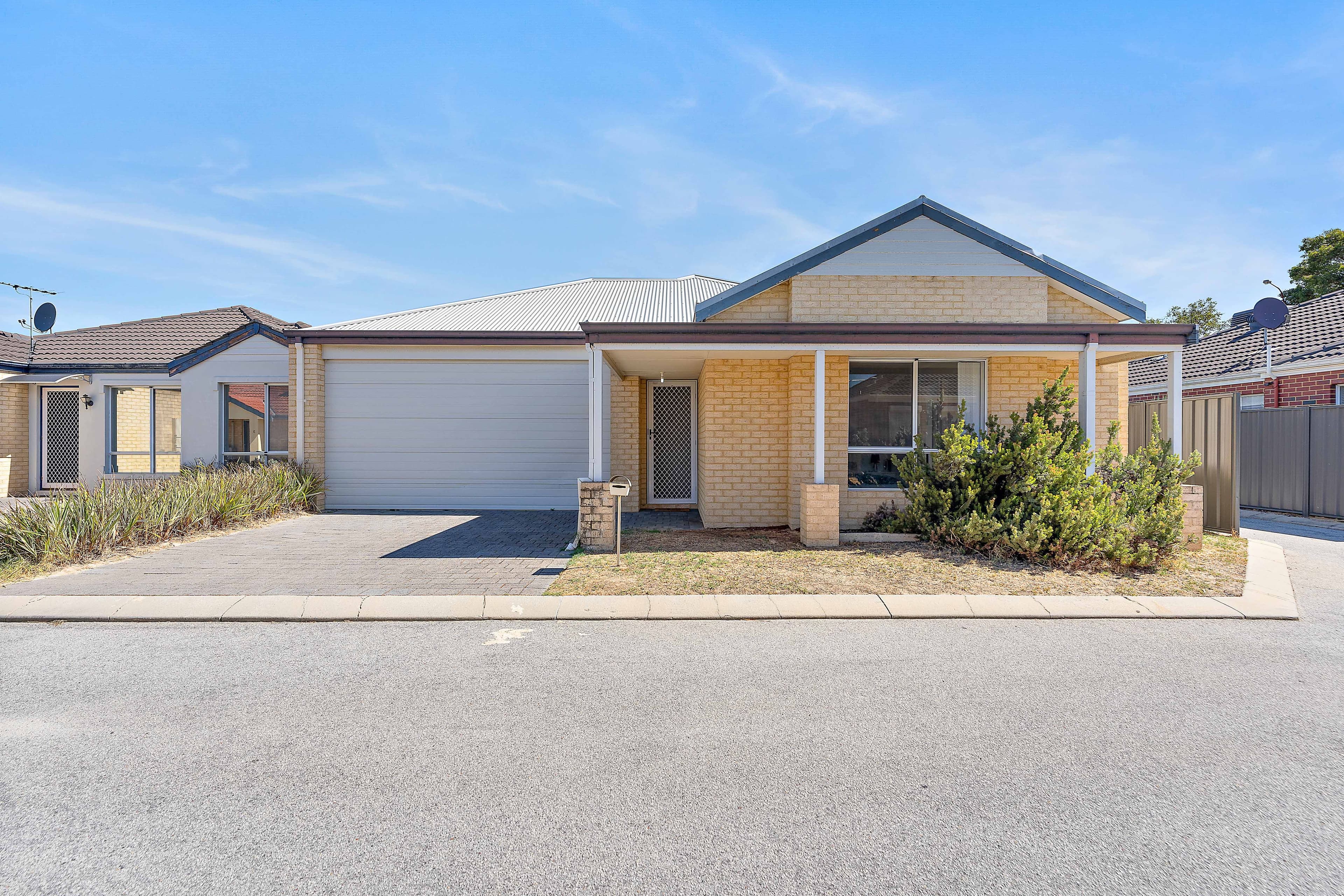 8 Belgravia Place, Canning Vale WA 6155, Canning Vale - Image 1