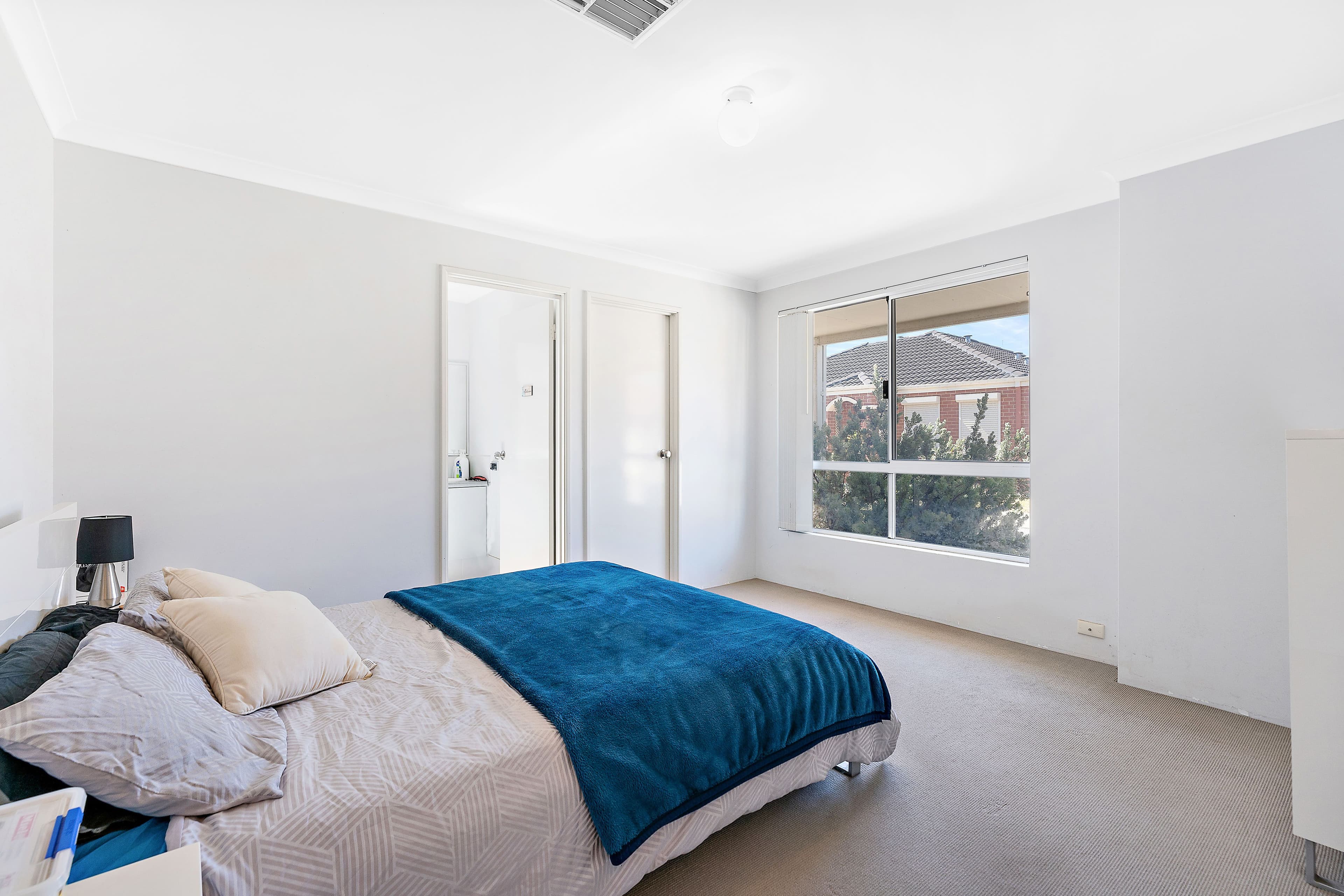 8 Belgravia Place, Canning Vale WA 6155, Canning Vale - Thumbnail 2