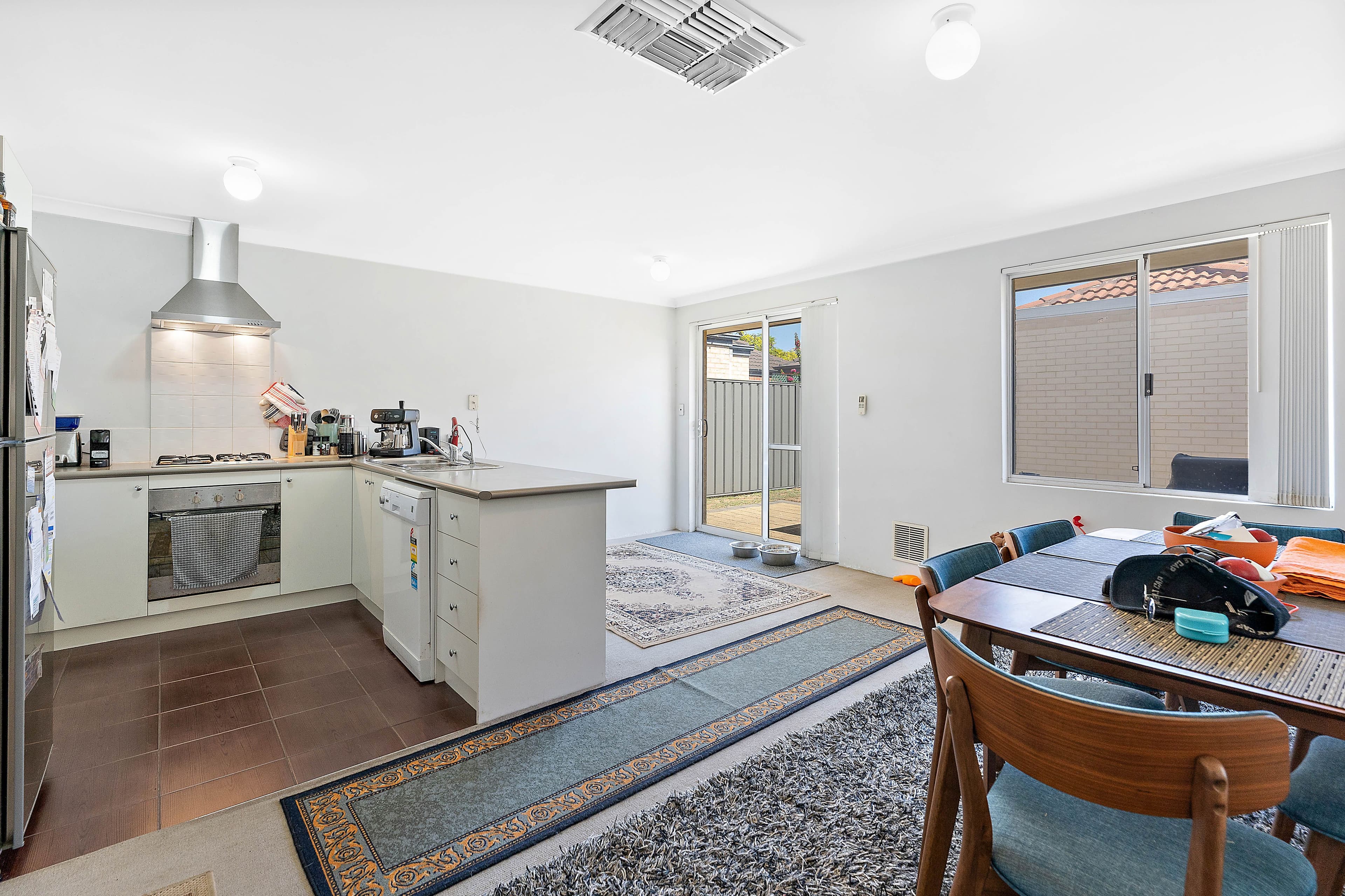 8 Belgravia Place, Canning Vale WA 6155, Canning Vale - Thumbnail 5