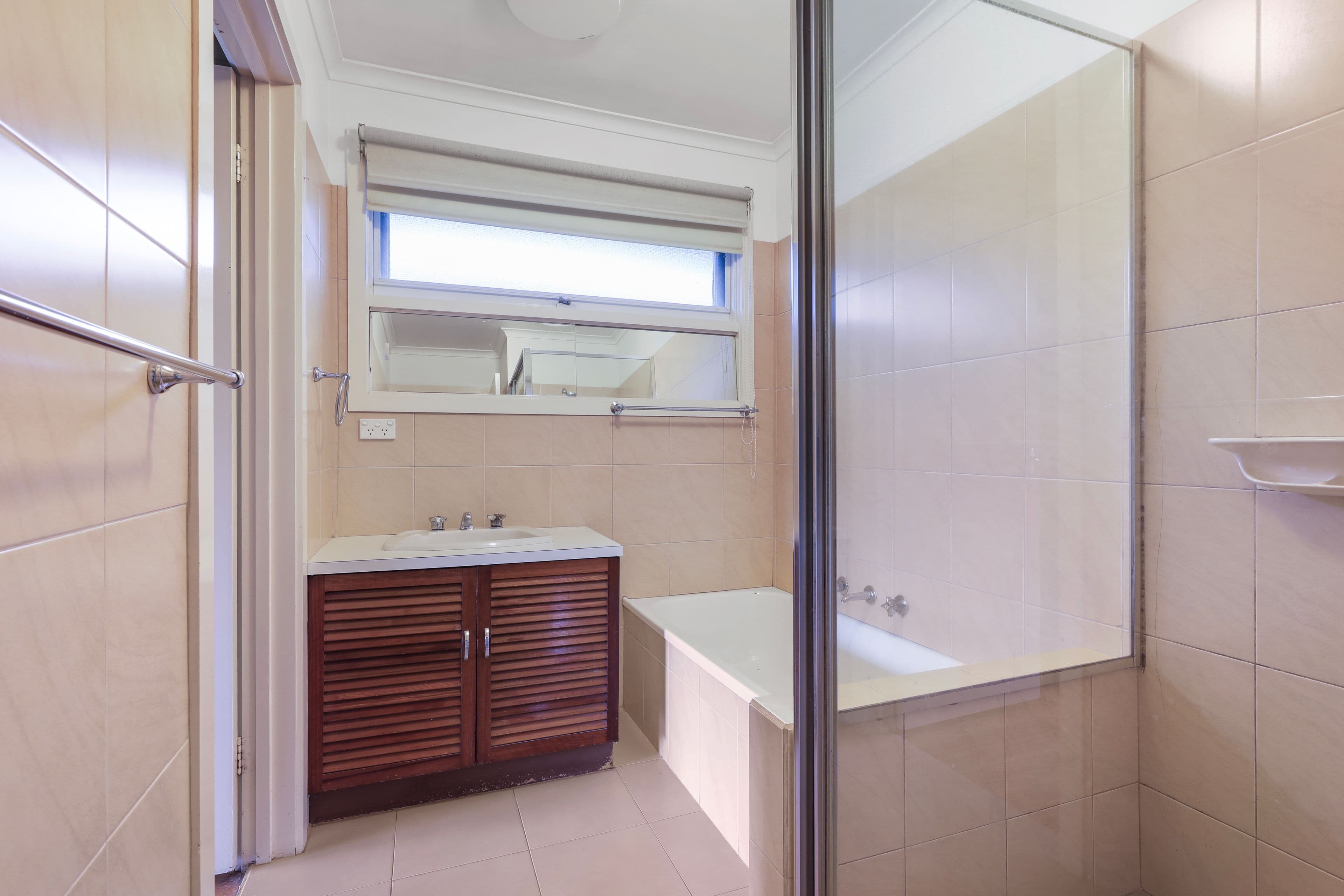 38 Broadoak Street, Springvale South VIC 3172, Springvale South - Thumbnail 8