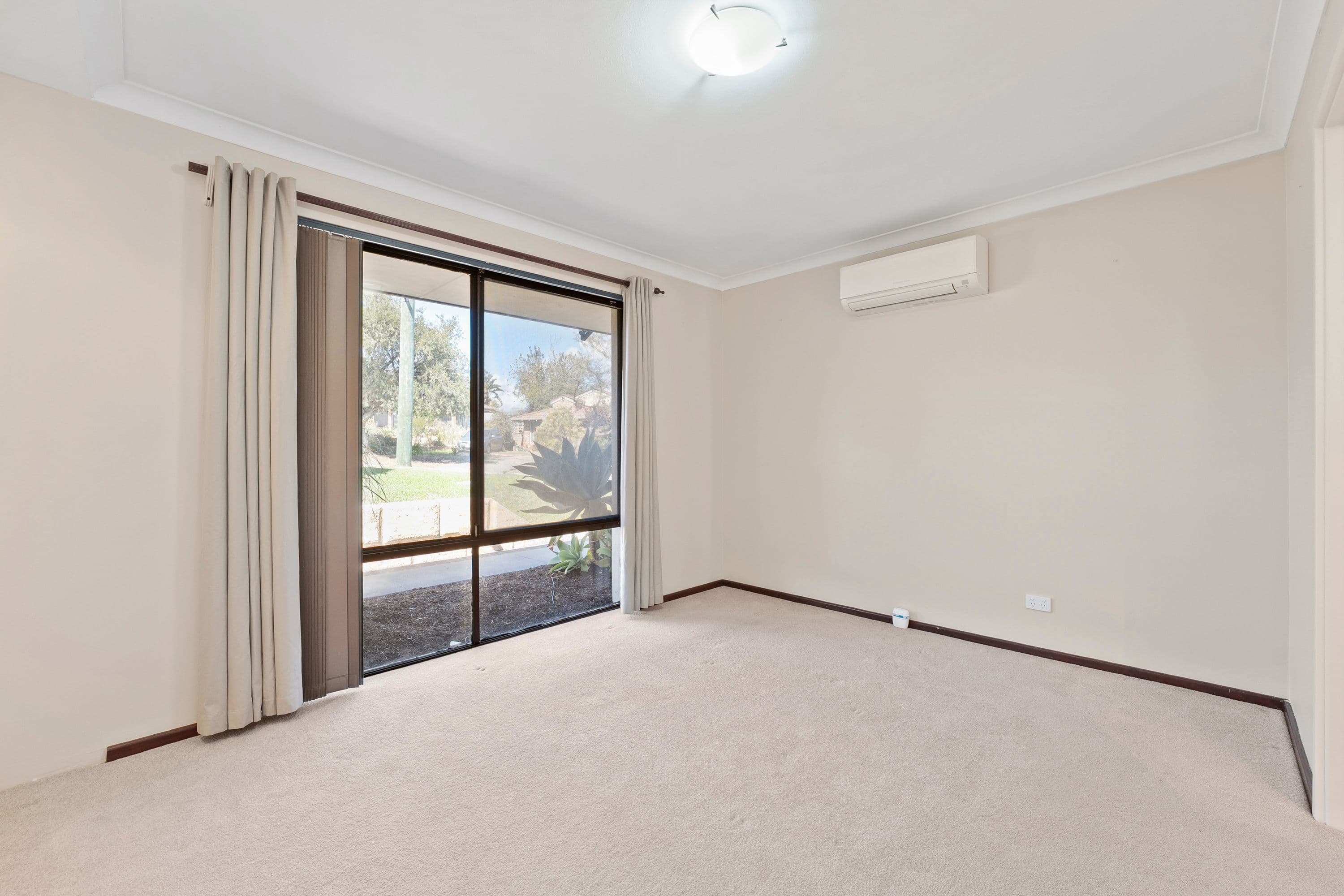 3 Perriam Close, Parmelia WA 6167, Parmelia - Thumbnail 7