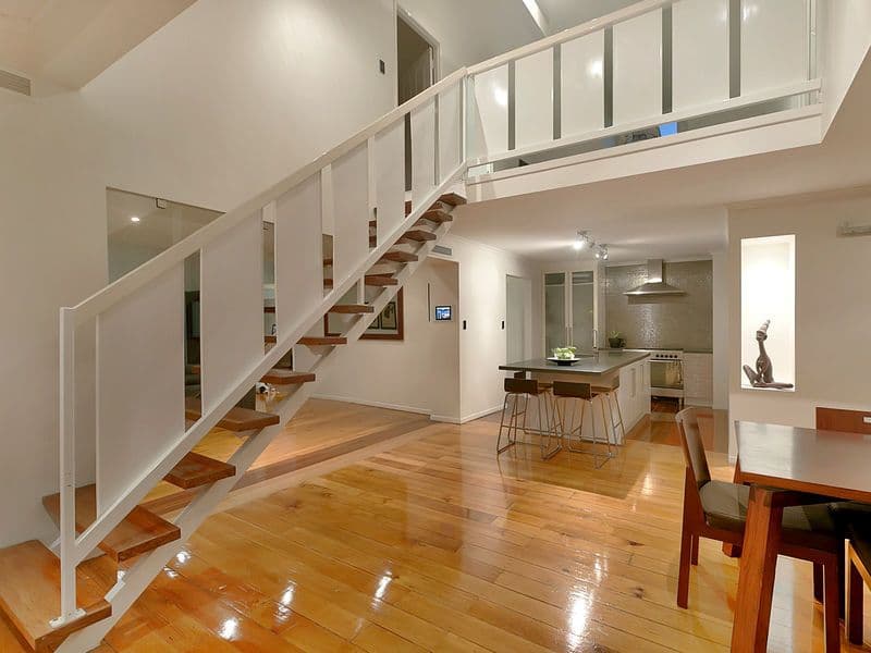 10 Burlington Street, Holland Park QLD 4121, Holland Park - Image 1