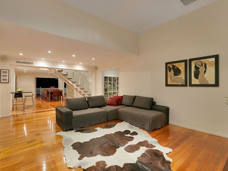 10 Burlington Street, Holland Park QLD 4121, Holland Park - Thumbnail 3
