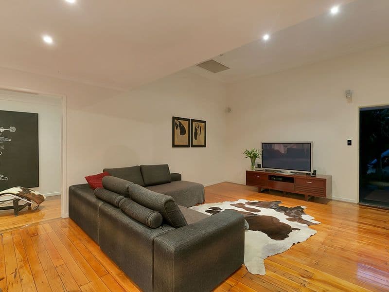 10 Burlington Street, Holland Park QLD 4121, Holland Park - Thumbnail 6