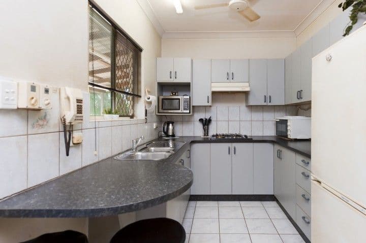 30 Hannibal Crescent, GRAY NT 0830, Gray - Thumbnail 3