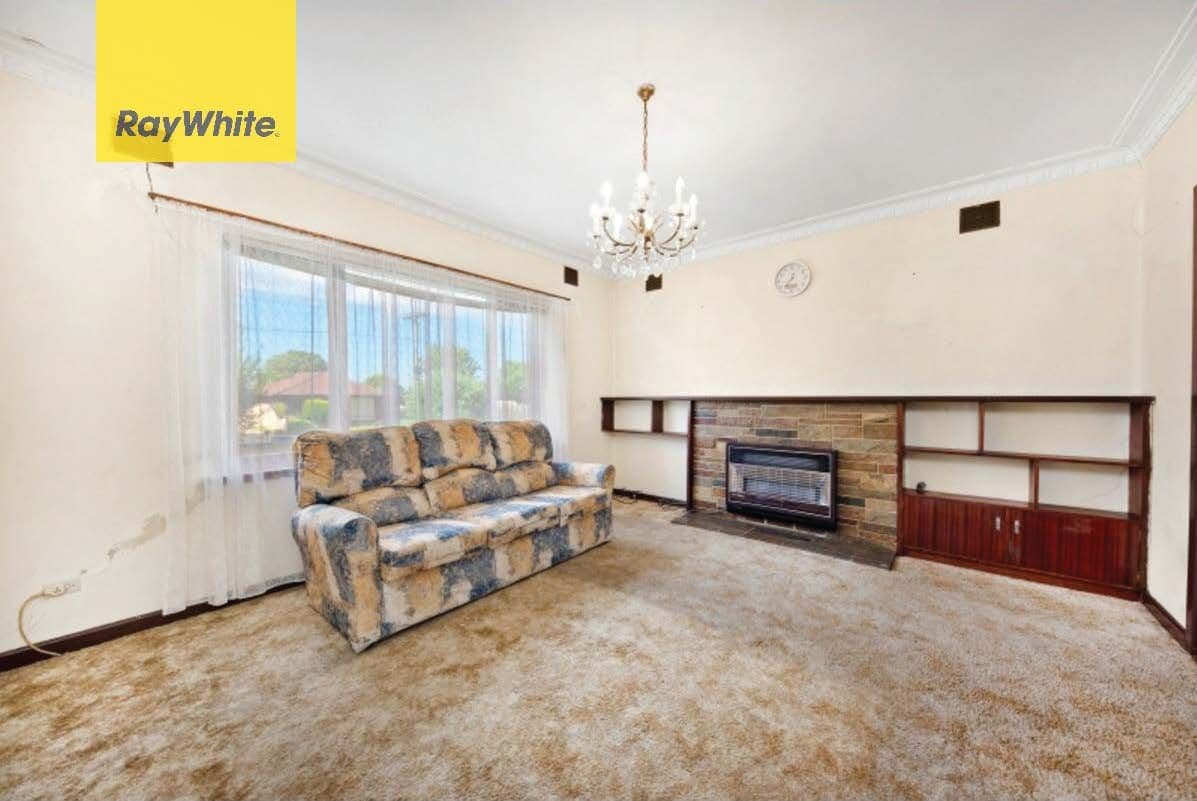 83 Leonard Avenue, St Albans VIC 3021, St Albans - Thumbnail 2
